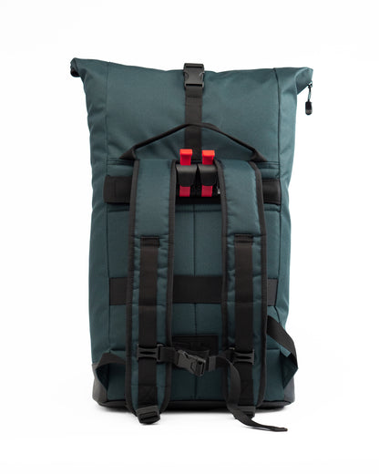 Rucksack Bob Green Glow – gepolsterte Schultergurte, reflektierender Fahrradrucksack mit Gepäckträger-Halterung von Spleen Berlin.
 © Spleen Berlin