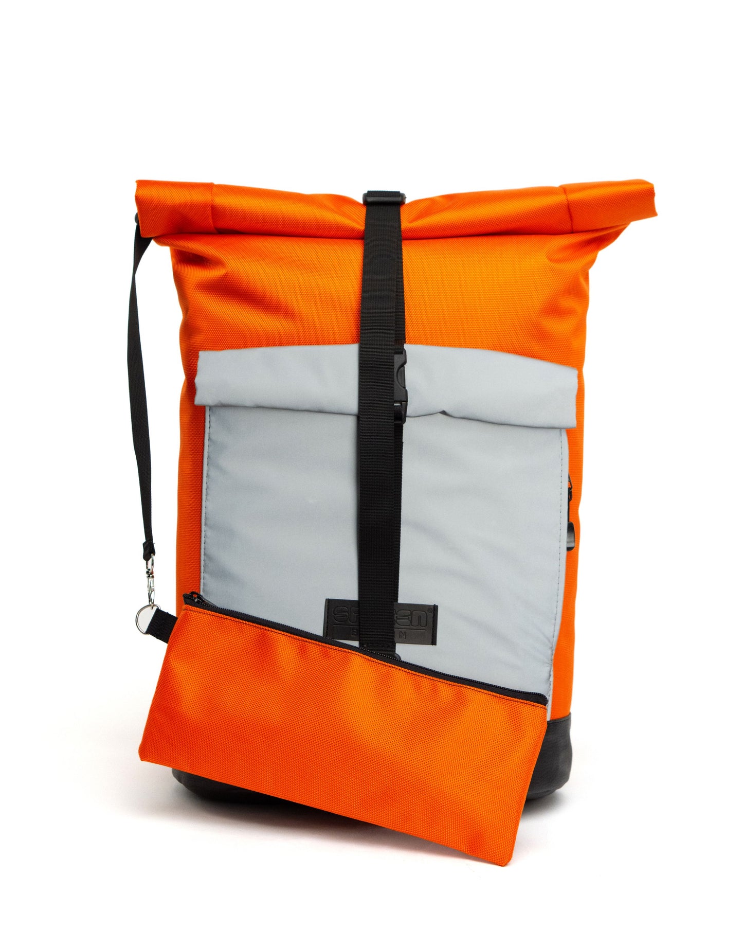 Frontansicht 2in1 Fahrradrucksack Bob Orange Glow von Spleen Berlin mit kleinem Täschchen für die Fahrradhalterung. © Spleen Berlin