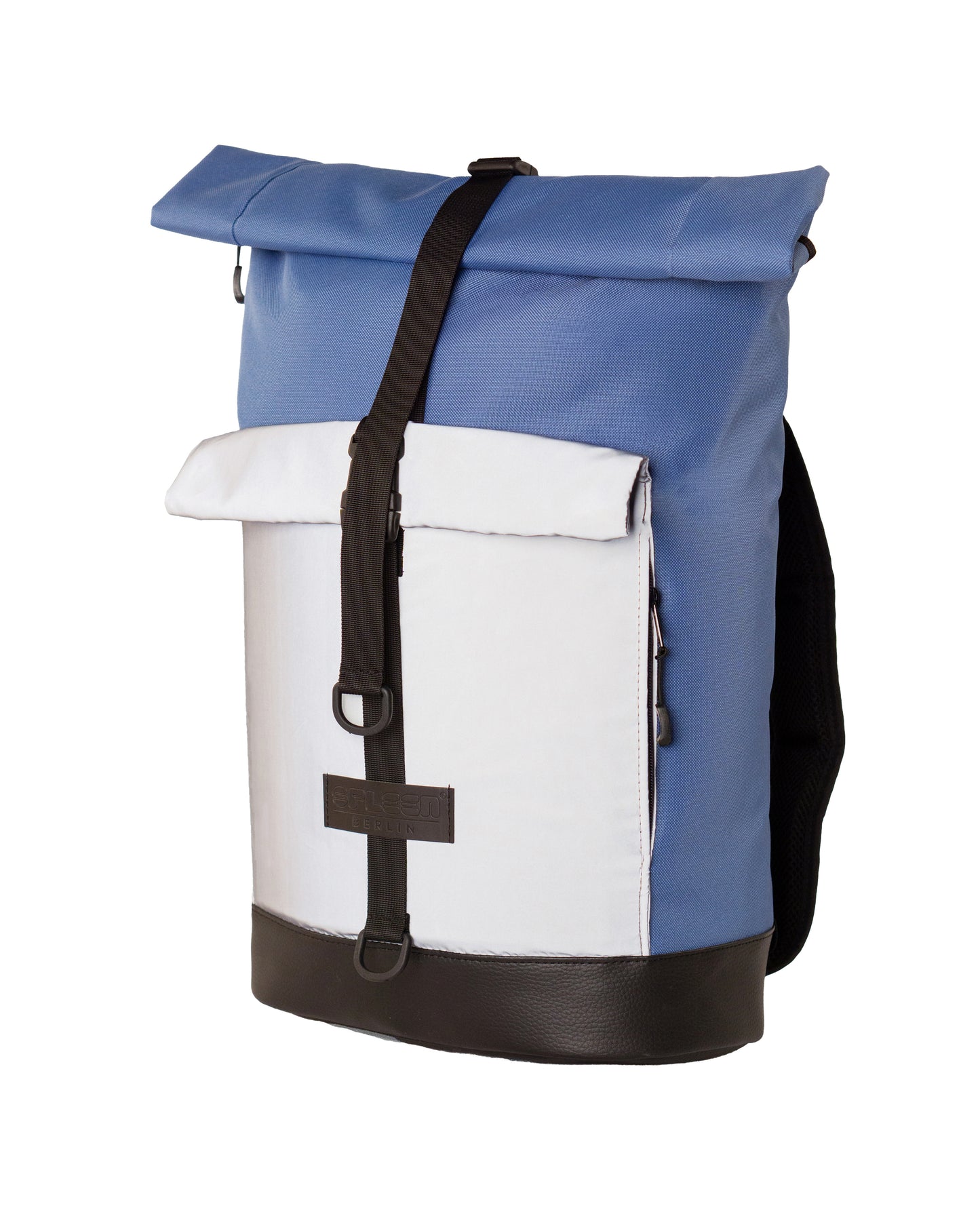Robuster Fahrradrucksack Bob Ice Blue Glow von Spleen Berlin – Ansicht der reflektierenden Frontasche,  Rolltop-Rucksack für urbane Mobilität, Rucksack und Fahrradtasche Vegan