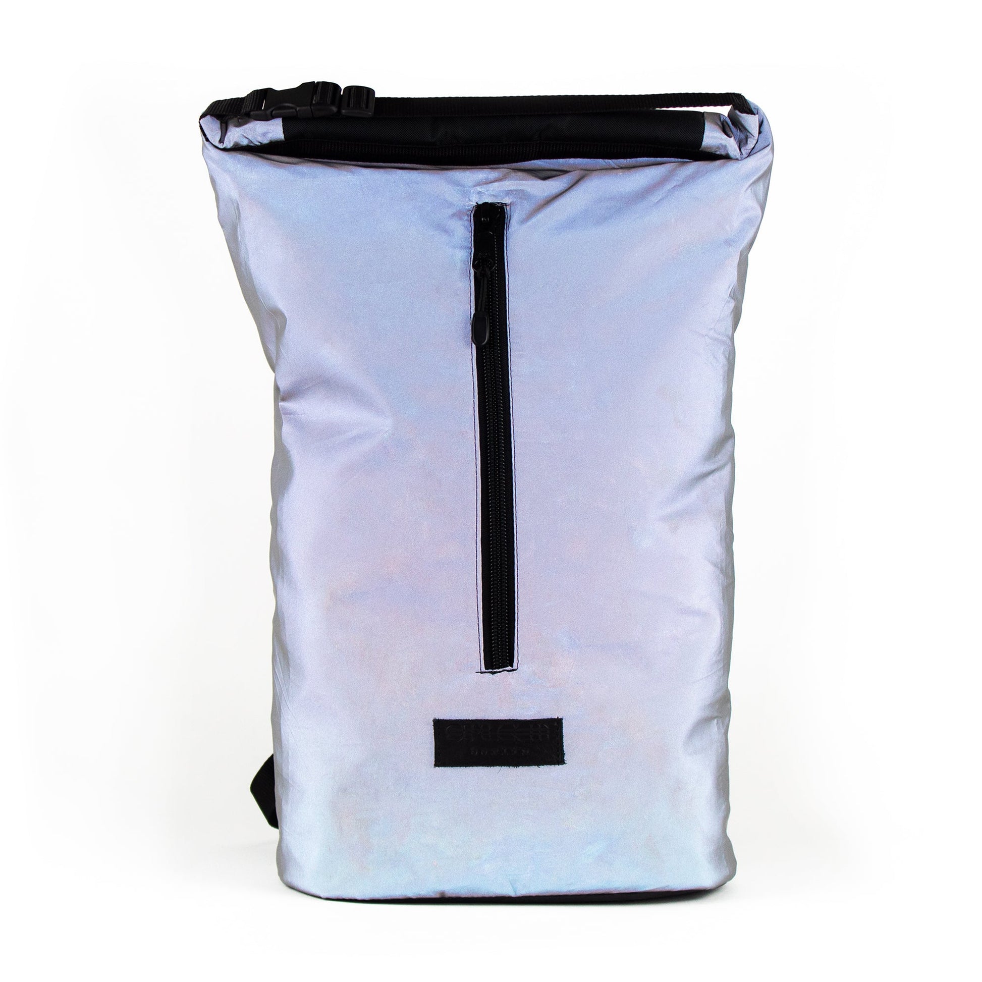 Vorderansicht des 2in1 Rucksack und Fahrradtasche in einem Neo Glow von Spleen Berlin in reflektierendem Design – perfekte Kombination aus Stil und Sichtbarkeit. Reflektierender Fahrradrucksack Neo Glow für maximale Sicherheit im Dunkeln – nachhaltig produziert.